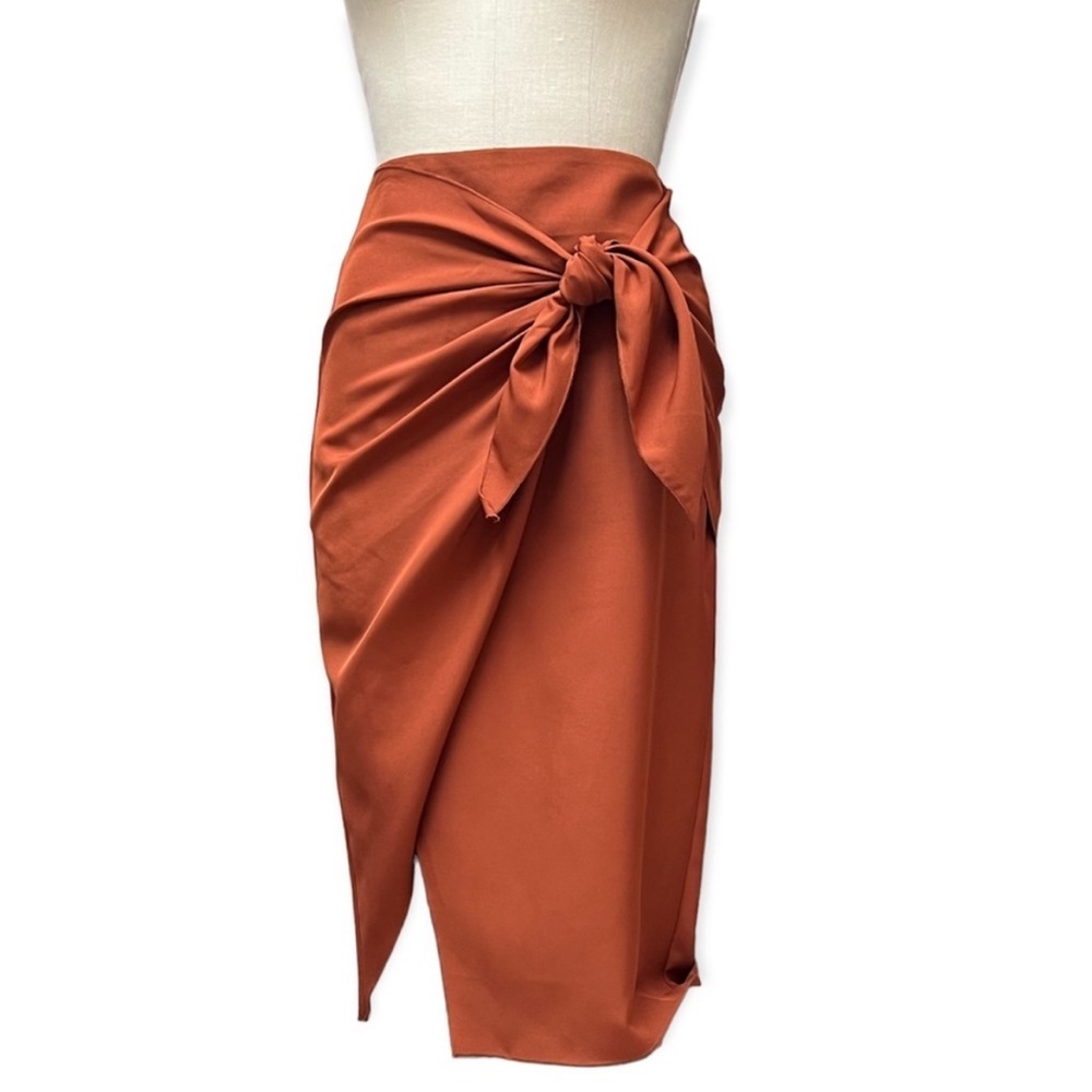 Chic Asymmetrical Rust Skirt with Tie-Front